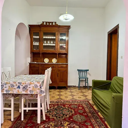 Dom wakacyjny House Le Gallinelle Assemini